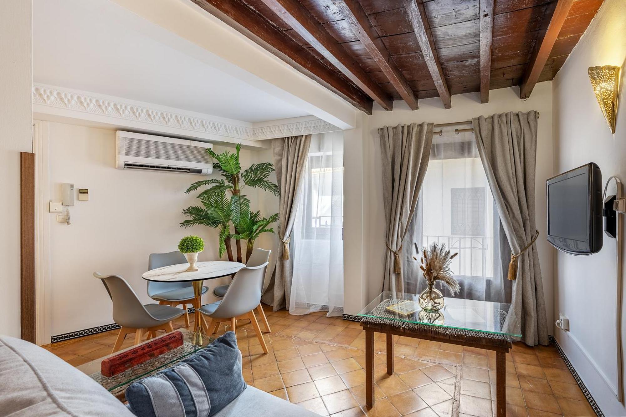 Adanar-apartamentos Muralla Ziri Apartamento *