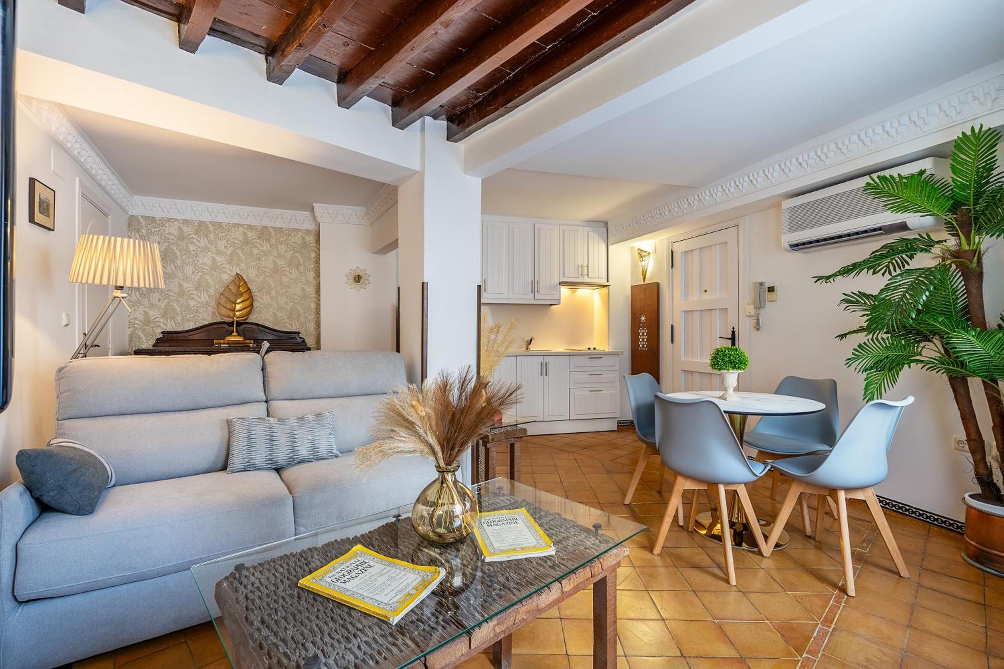Adanar-apartamentos Muralla Ziri Appartement